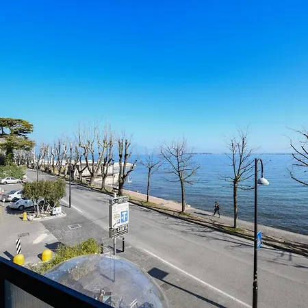 Apartamento Desenzanoloft Official Partner Marriott Homes & - Charming On The Front