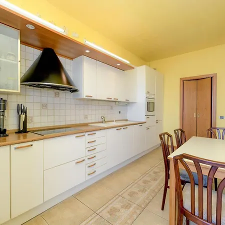 Apartamento Desenzanoloft Official Partner Marriott Homes & - Charming On The Front *