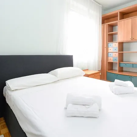 Desenzanoloft Official Partner Marriott Homes & - Charming On The Front * Desenzano del Garda