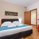 Charming On The Desenzanoloft Official Partner Homes & By Marriott Bonvoy Apartamento Desenzano del Garda